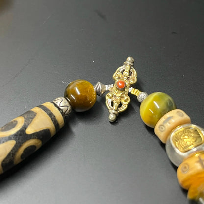 Three-Eye Dzi Wealth Protection Bracelet